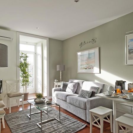 Lisbon Colours Bairro Alto Apartments ภายนอก รูปภาพ