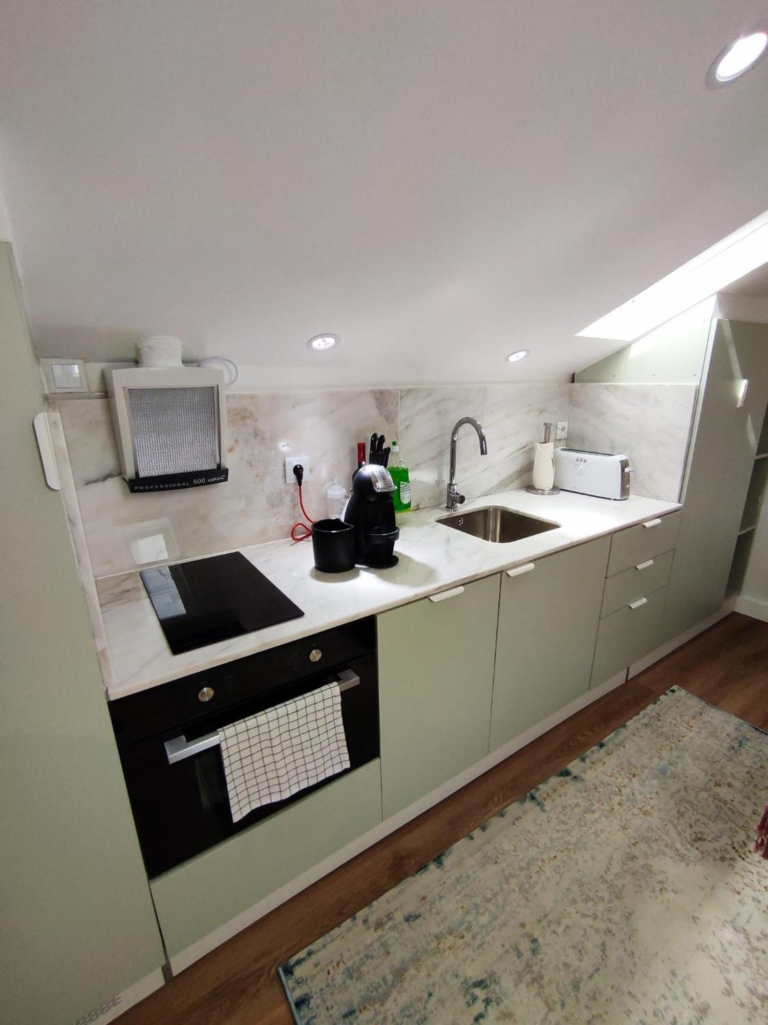 Lisbon Colours Bairro Alto Apartments ภายนอก รูปภาพ