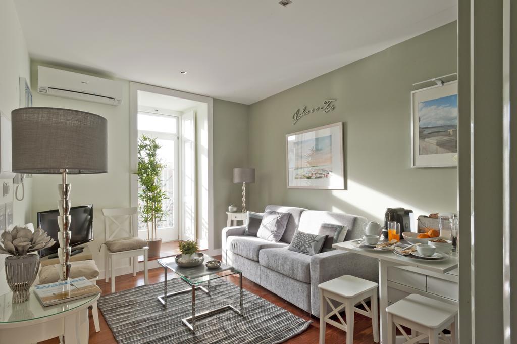 Lisbon Colours Bairro Alto Apartments ภายนอก รูปภาพ