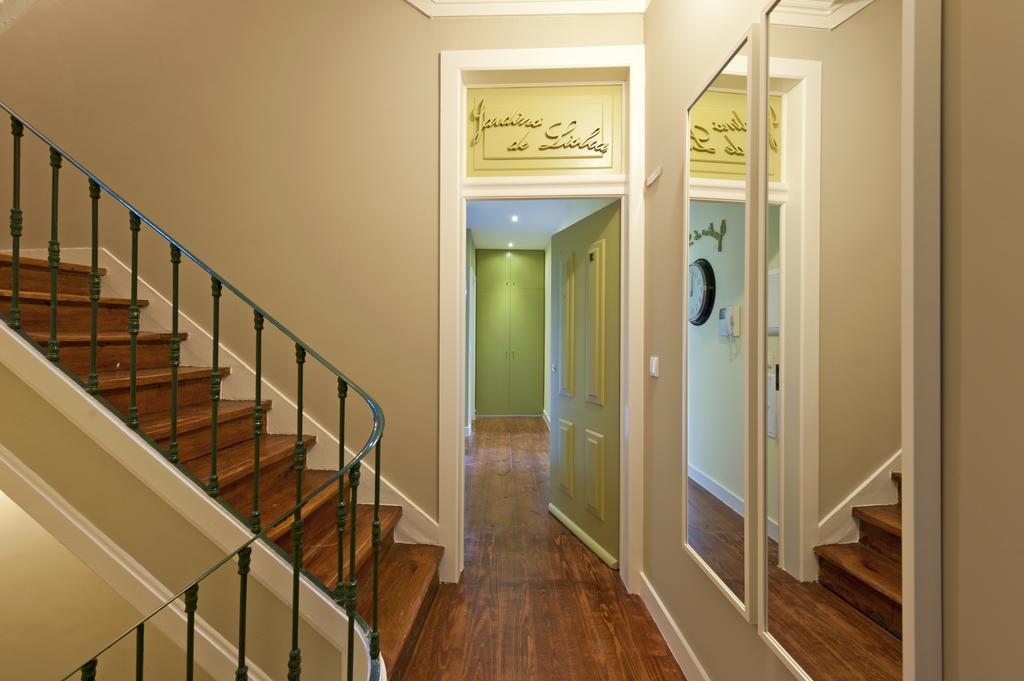 Lisbon Colours Bairro Alto Apartments ภายนอก รูปภาพ