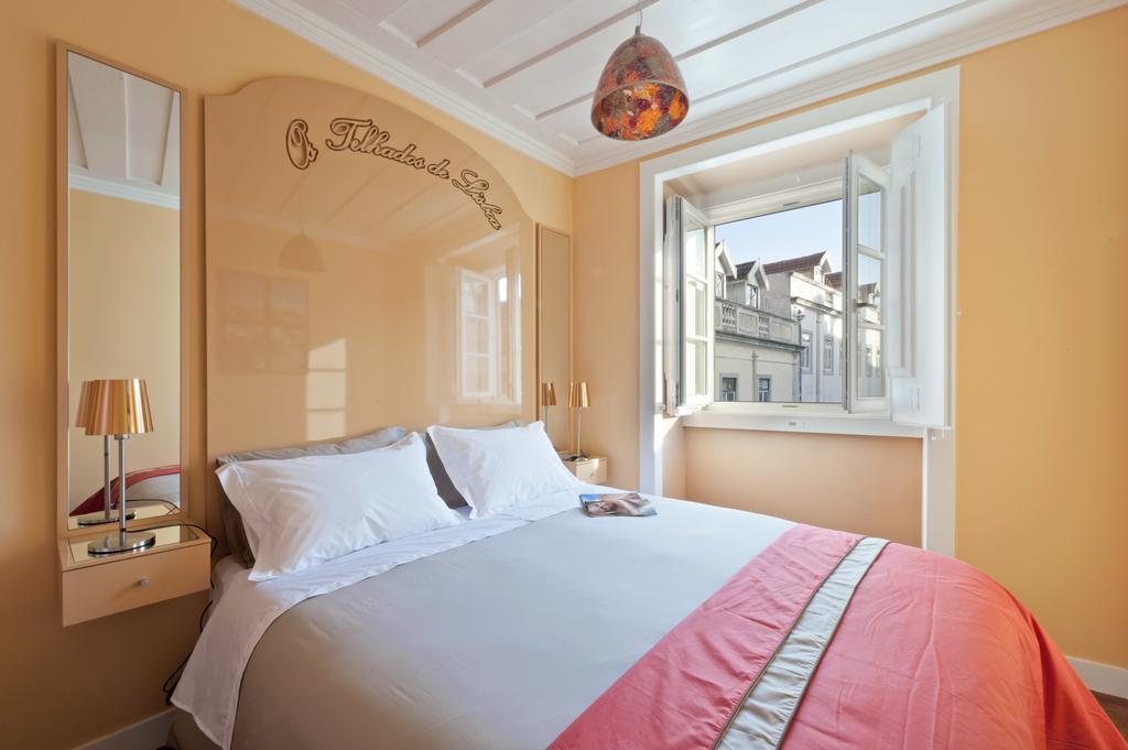Lisbon Colours Bairro Alto Apartments ภายนอก รูปภาพ